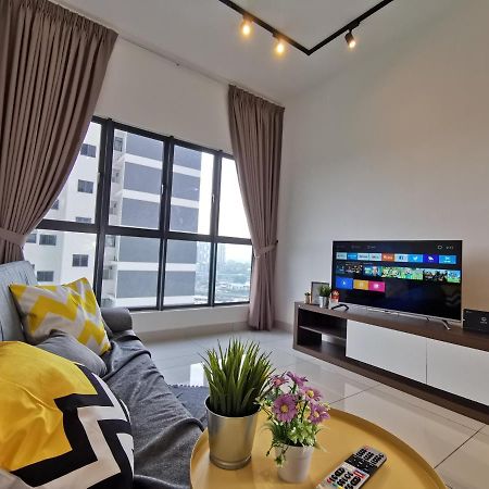 1 Traders Garden 1Br Pool View With Hispeed Internet Netflix Apartment Cheras Exterior photo